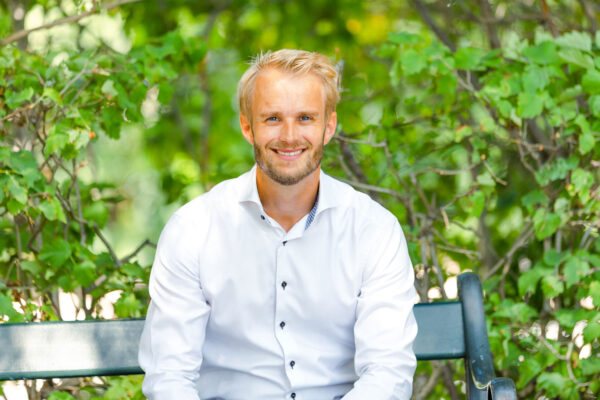 Anders Klingenberg, stifter og købermægler